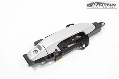 Chevrolet Colorado 2015-22 manija de puerta exterior del conductor delantero izquierdo con soporte OEM Foto 1 de 4