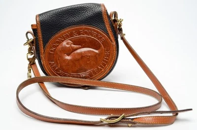 Bolso Bandolera Dooney & Bourke AWL Logo Pato Cuero Negro Marrón Foto 1 de 4