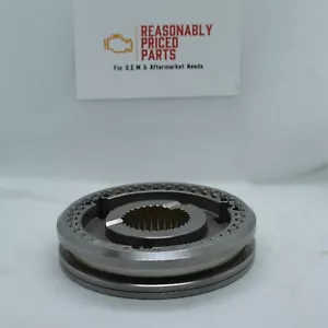 Hub & Sleeve To Suit Mitsubishi Lancer Evo 1/2/3 3rd & 4th Gear - MD747378 - Picture 1 of 7