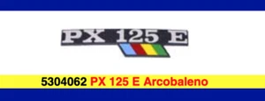Targhetta Logo Emblema per Piaggio VESPA PX 125 E Arcobaleno Interasse 105 cm - Foto 1 di 1