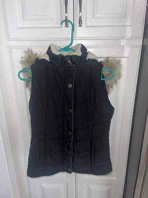 Aeropostale Black Puffer Vest Faux Fur Detachable Collar Womens XS - Image 1 of 4