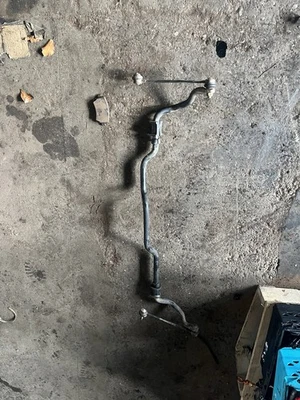 VW T5 2009 2.5 Tdi Front Anti Roll Bar - Image 1 of 4