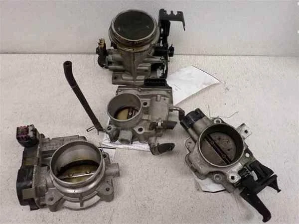 Conjunto de válvula de acelerador BMW X5 2011-2018 175 k OEM Foto 1 de 3