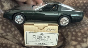 1990 Corvette ZR-1 (Polo Green) NIB Dealer Promo 1/25 Scale - Picture 1 of 13