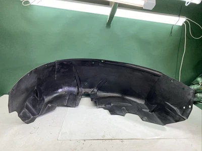 Guardabarros trasero derecho Ford Flex 2009-2019 revestimiento protector contra salpicaduras OEM AA837428370 Foto 1 de 4