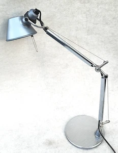 Artemide Tolomeo Micro Aluminium mit Tischfuß Silber Alu - Bild 1 von 3