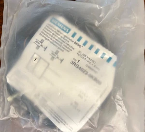 SIEMENS 3RG4023-0KB00 Proximity Switch, NEW - Picture 1 of 3