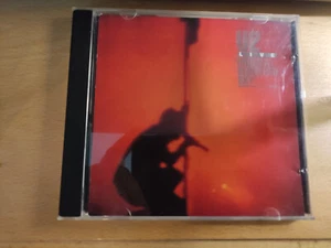 CD von U2 - Live "Under a blood red sky" - Bild 1 von 3