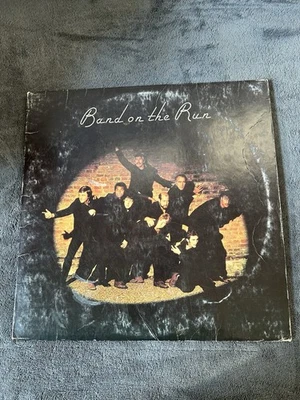 Paul McCartney, BAND ON THE RUN, 1973 Wings Debut Vinyl LP Record Album - Image 1 of 4