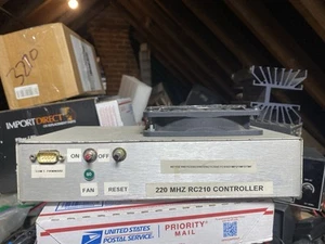 RC210 Repeater Controller 220 MHz - Photo 1/24