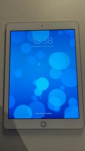 Apple iPad  5a Generazione, 9.7" 32GB Wi-Fi Tablet  - Oro - Foto 1 di 3
