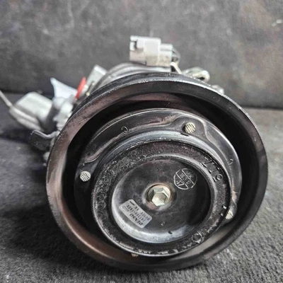 Compresor de aire acondicionado TOYOTA HIGHLANDER 01 02 03 04 05 06 07 6 cilindros Foto 1 de 4