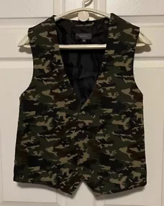 Camouflage Dress Vest Men's Size M Madison Adjustable back strap Great Condition - Picture 1 of 3