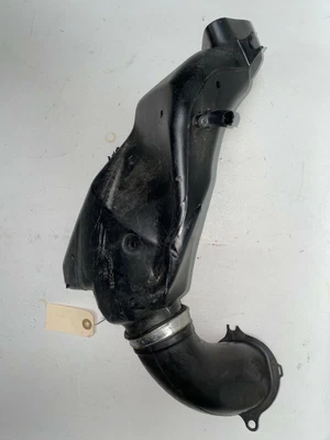 Tubo de admisión de aire Ram izquierda 12 Kawasaki Ninja ZX14 21,768 Foto 1 de 4