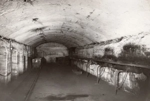 Kohlebergbauwagen Tunnellinse Frankreich altes Foto 1920 - Bild 1 von 4