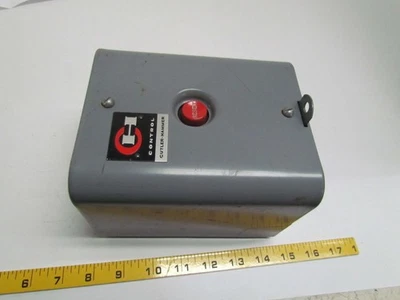 Cutler Hammer 10176 10176H25A Enclosed Overload Relay Reset Switch Single Coil - Image 1 of 4