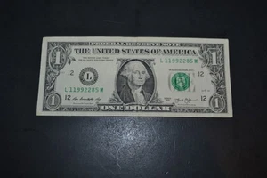$1 DOLLAR BILL THREE CONSECUTIVE PAIRS FANCY SERIAL NUMBER L11992285M 2013 - Picture 1 of 2