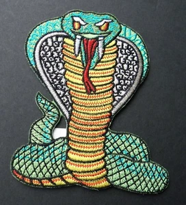 PARCHE BORDADO SERPIENTE COBRA 3,75 PULGADAS - Imagen 1 de 1