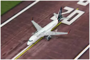 1:400 GeminiJets Republic Airways Embraer ERJ-175 Passenger Plane Diecast Model - Picture 1 of 9
