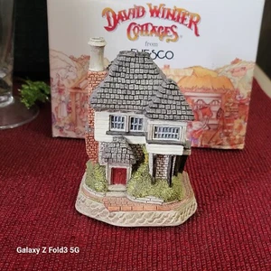 David Winter Cottages Signal Box D1071 Guild Membership Enesco - Picture 1 of 6