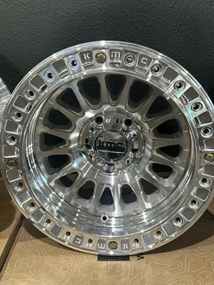 (4) Llanta mecanizada en bruto beadlock forjada impacto 17X9 KMC KM239 (5X127) Foto 1 de 4