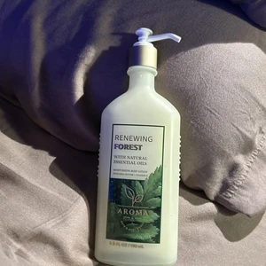 BATH & BODY WORKS AROMA RENEWING FOREST MOISTURIZING BODY LOTION 6.5 FL OZ NEW - Picture 1 of 24