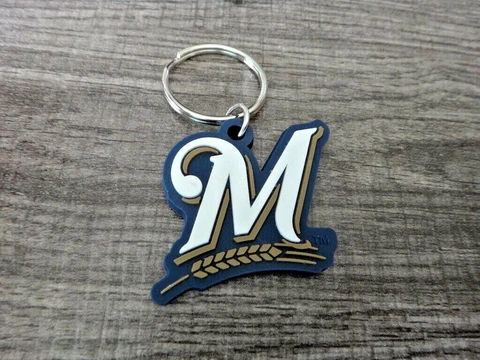 1.5" Milwaukee Brewers soft Rubber PVC MLB Baseball Team  1" Keyring Backpack Cover