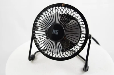 Ventilador de escritorio eléctrico portátil personal Room Essentials modelo RE FE10-CD 5 pulgadas Foto 1 de 4