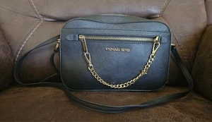 Bolso Bandolera Michael Kors Jet Set Grande Cuero Saffiano Negro - Imagen 1 de 5