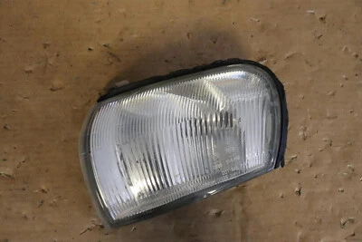 Левый угловой фонарь со стороны водителя для JDM Subaru Impreza WRX GC8 1993-2001 годов выпуска от оригинального производителя - Изображение 1 из 4