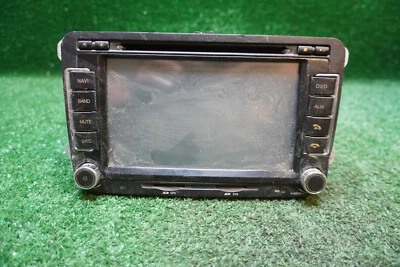 Volkswagen Passat 2008 radio AM FM OEM 1K0 035 180 L Foto 1 de 4