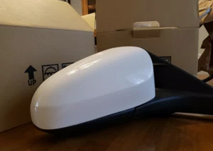 NEW WHITE MIRROR Fits CAMRY 2015 RIGHT Passenger side Power Heat w/Blind Spot - Picture 1 of 5