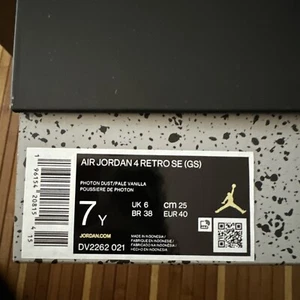 Talla 7 Y - Jordan 4 Retro SE (GS) artesanía baja - Imagen 1 de 11
