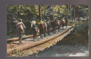 Washington Idaho 1912 HUCKLEBERRY PICKERS Picking CABINET MOUNTAINS Work Crew - Picture 1 of 2