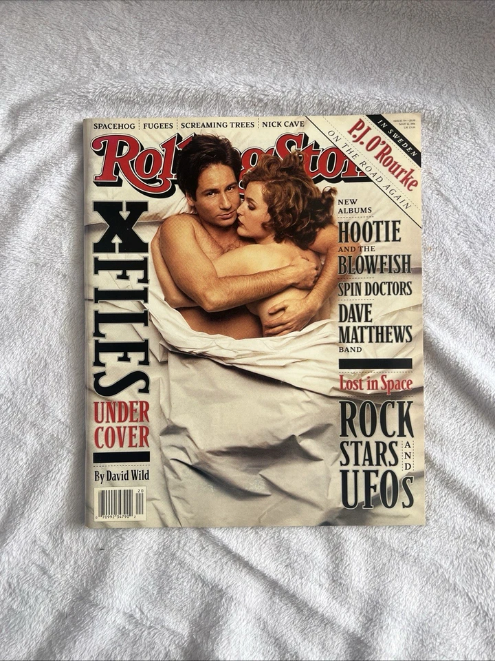 Vintage X-Files "Under Cover" Rolling Stone Magazine Issue 734, May 16, 1996 - Image 1 of 4