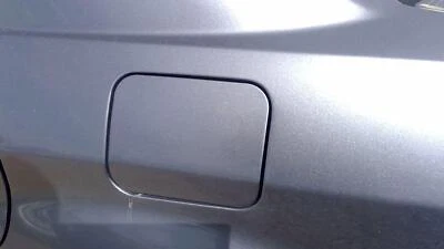 2005-2010 Chrysler 300 Fuel Tank Door With Hinge Gas Lid Oem Filler Silver Pa4 - Image 1 of 4