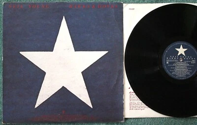 NEIL YOUNG Hawks and Doves 1980 NM Vinyl Original Lyric Sleeve - Image 1 of 4