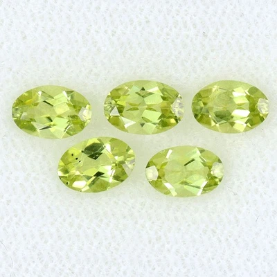 Oval Cut Natural Unheated Apple Green Peridot 5pcs 2.28ct 6x4mm Lot Gemstone - Image 1 of 4