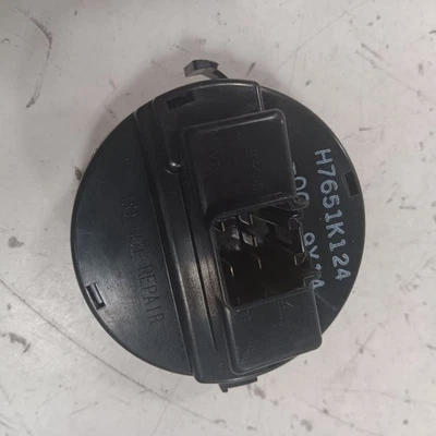 Mazda CX-5 Blower Resistor Fan Motor Speed Resistor  2019 2020 2021 2022 - Image 1 of 4