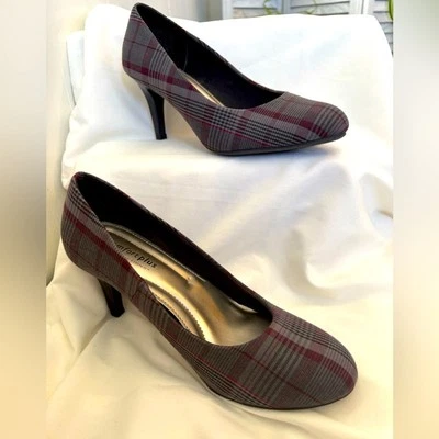 Zapatos de salón Comfort Plus Chic a cuadros talla 7 nuevos sin caja - gris/arándano Foto 1 de 4