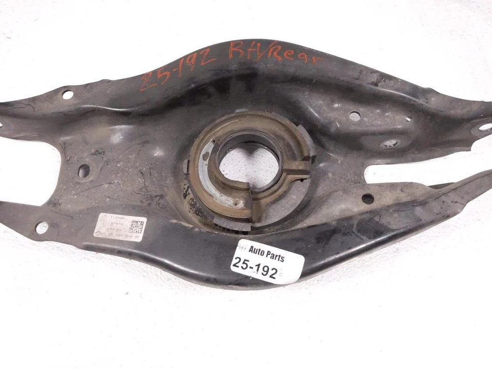 2013-2025 Mercedes-Benz C300 Rear Passenger Spring Seat Control Arm 206-352-01 - Image 1 of 4