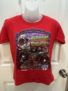 Gravedigger Monster Trucks Red T-shirt Size Youth Medium - Picture 1 of 4
