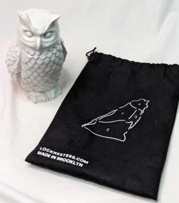 Locknesters 3D 8" Búho 3-D Puzzle Bolsa de Almacenamiento Tridimensional NUEVO Brooklyn Art Foto 1 de 4