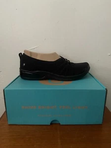 NEW BZEES Niche Women's Slip-On Shoes Black Mesh Size 7.5 Wide Walking 7.5W - Picture 1 of 8