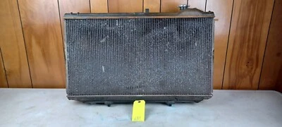 OEM Lexus Aristo / GS300 Radiator 422171-6952 - Imagem 1 de 3