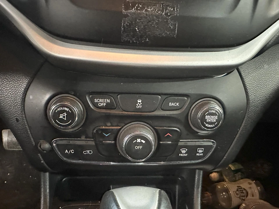 14 JEEP CHEROKEE Temperature AC Heater Climate Control - Image 1 of 1