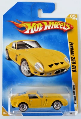 Tarjeta larga amarilla Hot Wheels Ferrari 250 GTO 2009 NUEVOS MODELOS 005/190 #05/42 Foto 1 de 2