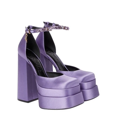 Versace Aevitas IT 37 US 7 Plataforma Púrpura Orquídea Satinado Bomba Cristal Nuevo con Etiquetas $1,575 Foto 1 de 4