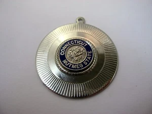 Dije colgante vintage coleccionable: Connecticut Nutmeg State The Charter Oak - Imagen 1 de 4