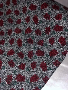 3 Meter Black/Red Leaf Design Soft Linen Viscose Fabric 58” Wide Dress - Picture 1 of 4